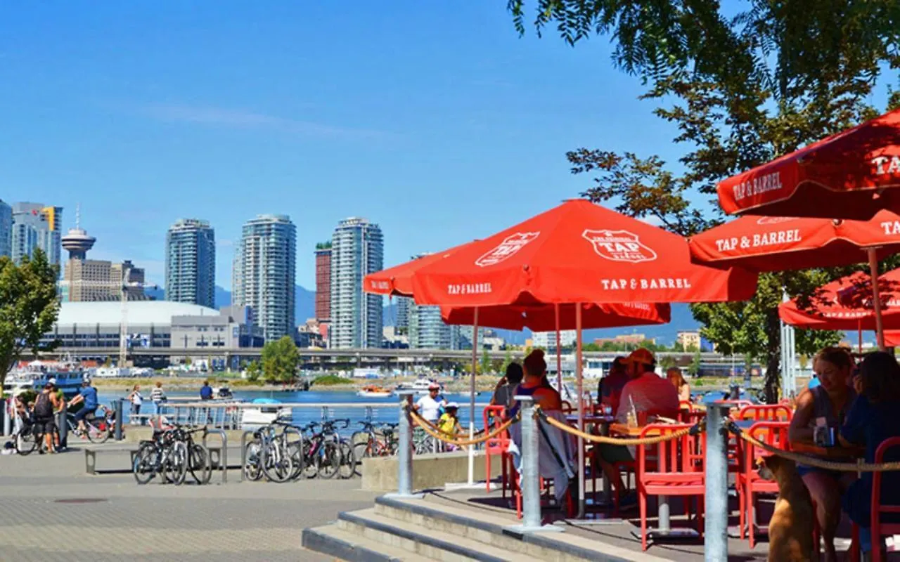 Best Location Downtown Chic Suites Vancouver Apartment