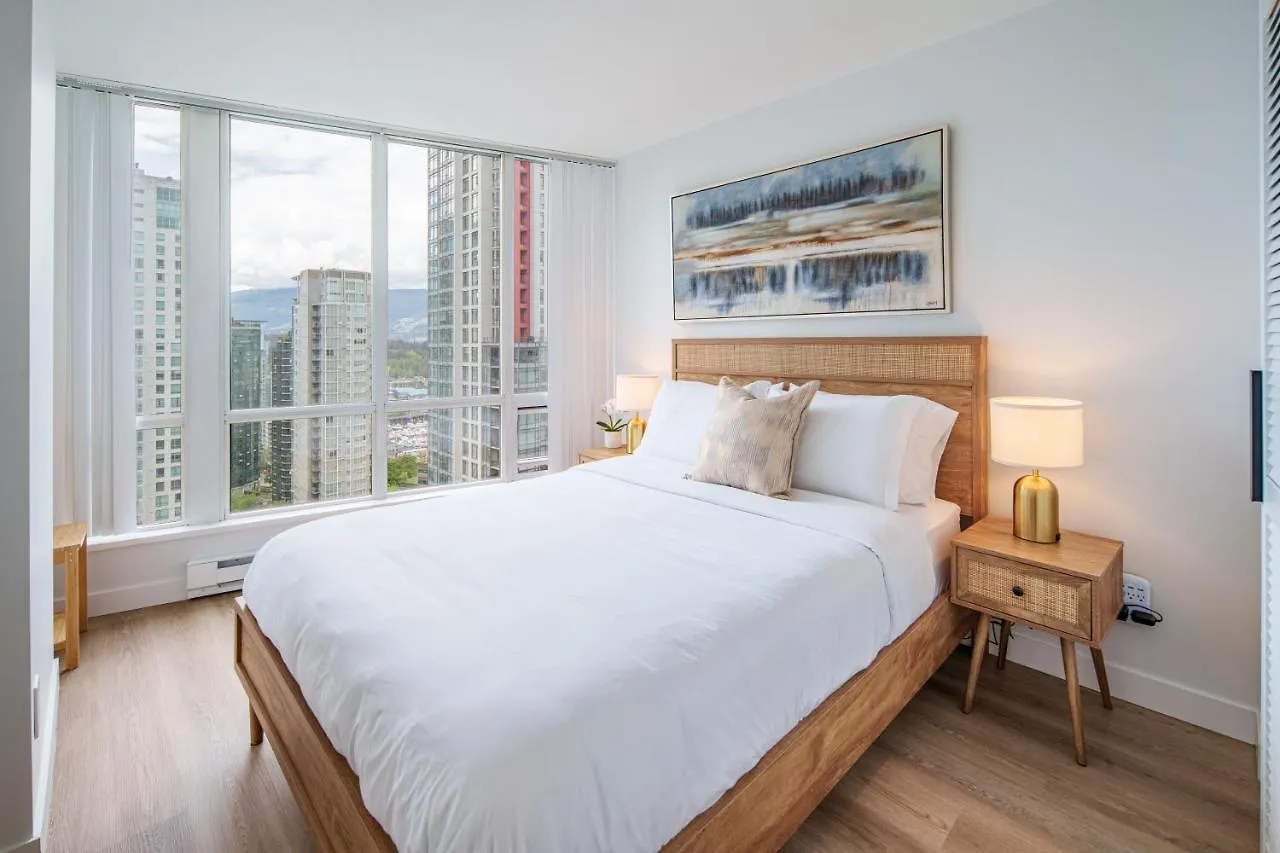 Best Location Downtown Chic Suites Vancouver Apartment