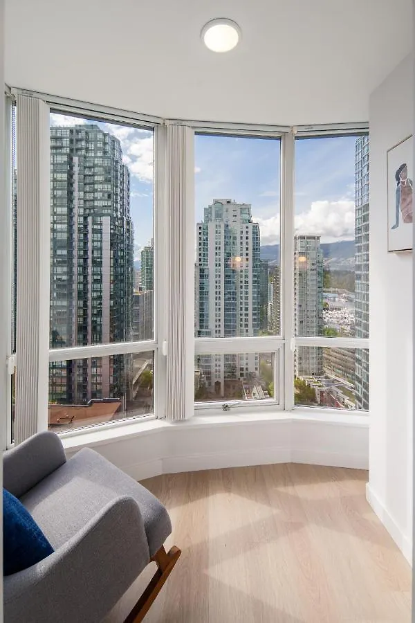 Best Location Downtown Chic Suites Vancouver Canada