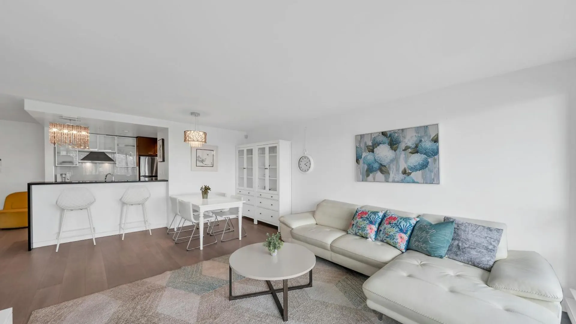 Apartment Best Location Downtown Chic Suites Vancouver