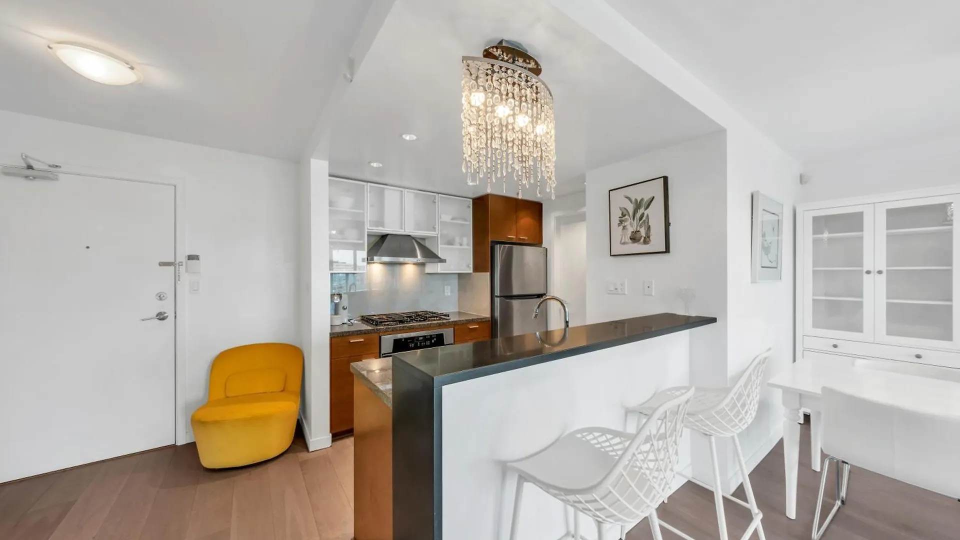 Best Location Downtown Chic Suites Vancouver 0*,  Canada
