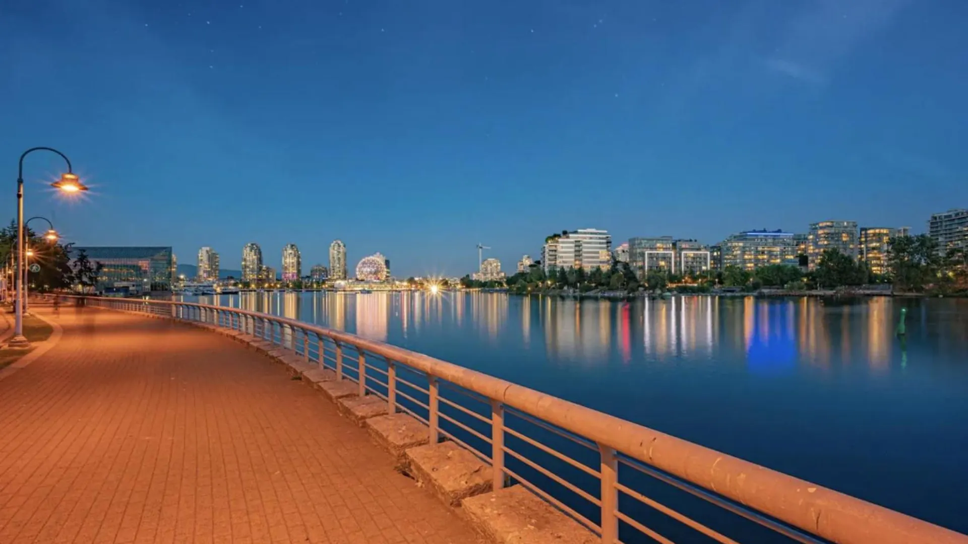 Apartment Best Location Downtown Chic Suites Vancouver Canada