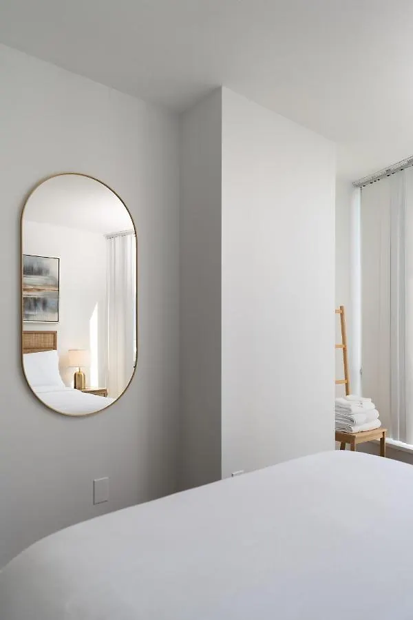 Apartment Best Location Downtown Chic Suites Vancouver Canada