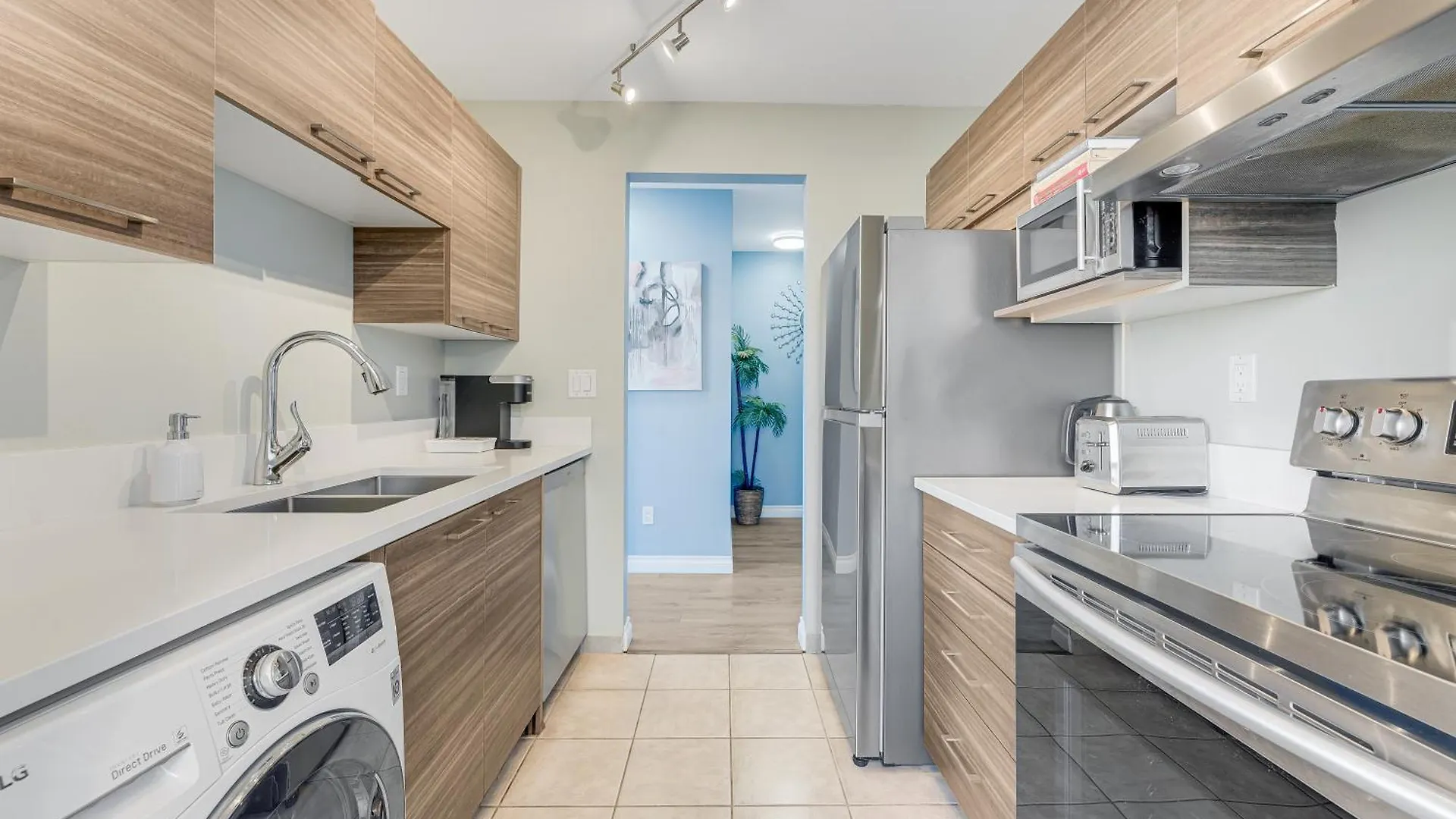 Best Location Downtown Chic Suites Vancouver Canada