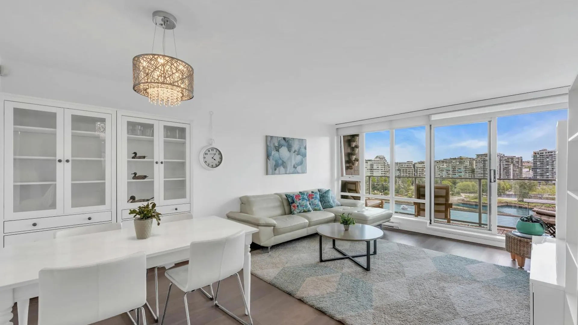 Apartment Best Location Downtown Chic Suites Vancouver